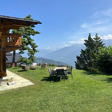 Familial Traditionnel シャレー