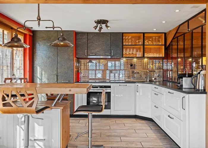 Familial Traditionnel * Arbaz